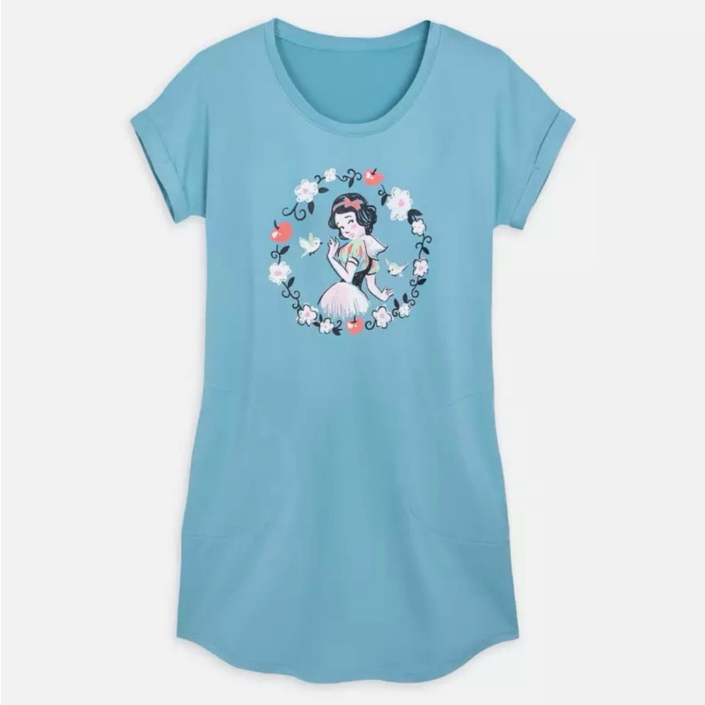NWT Disney park’s Snow White nightshirt by munki munki (M)